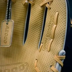 2023 Wilson A2000 South Region SM 11.5" Spin Control Infield Baseball Glove: WBW101301115 -Baseball Bats Sales Shop WBW101301115 8